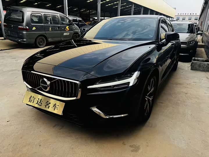 Volvo S60, 2024 — купить в Белгороде под ключ