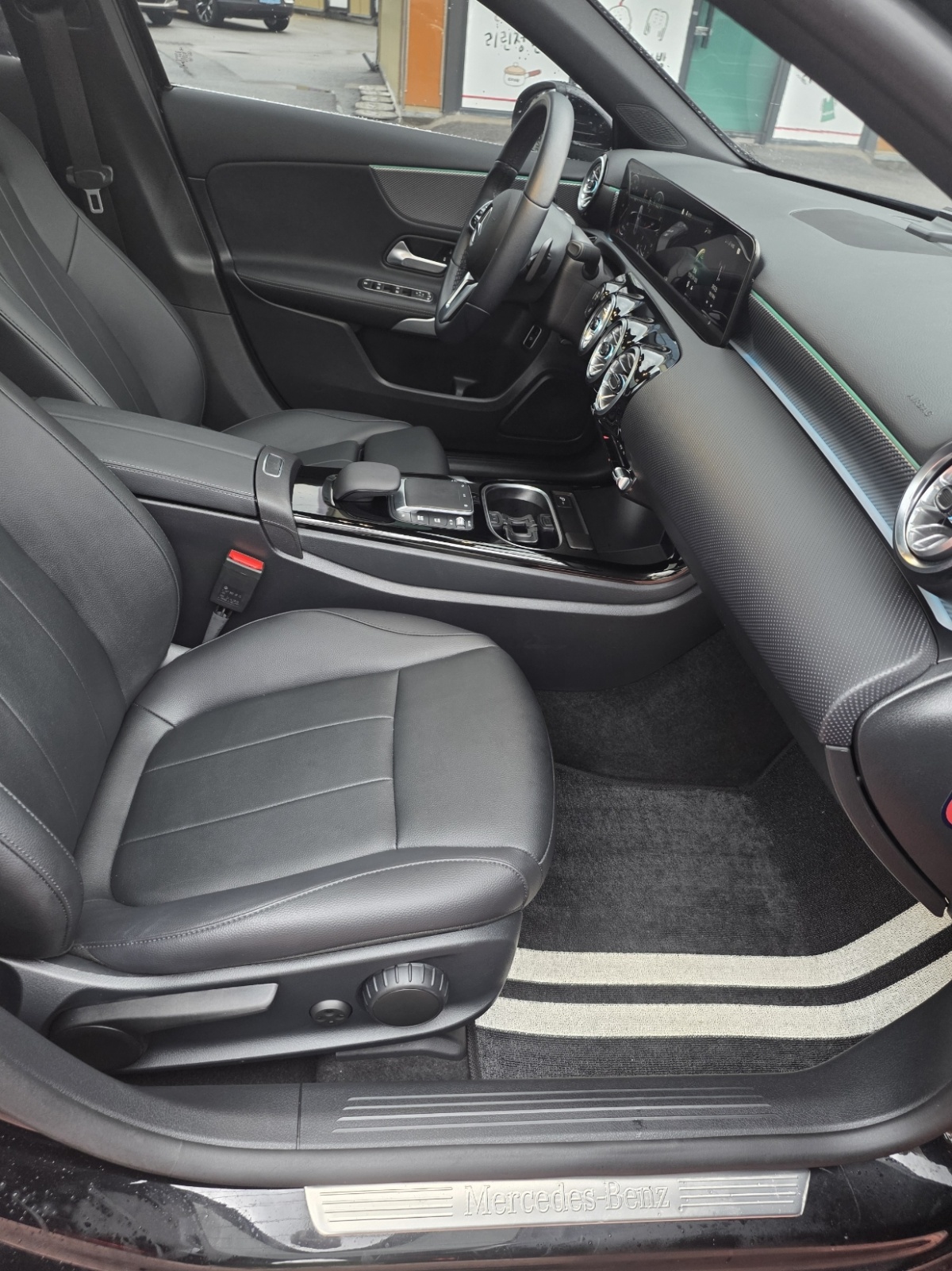 Mercedes-Benz A-Class, 2022 — фото 12 из 12