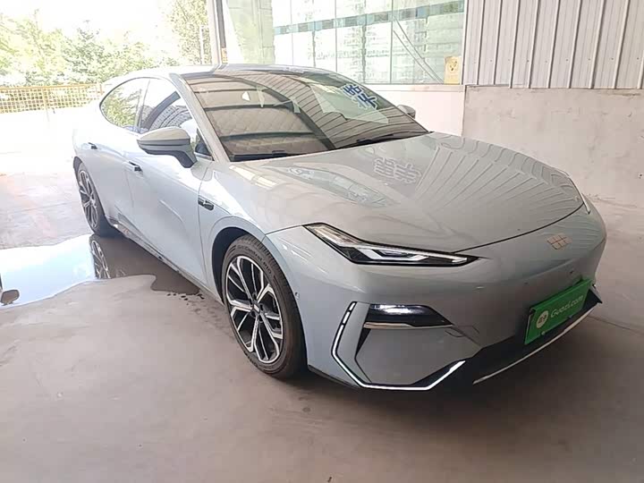 Geely Galaxy E8, 2024 — фото 4 из 9