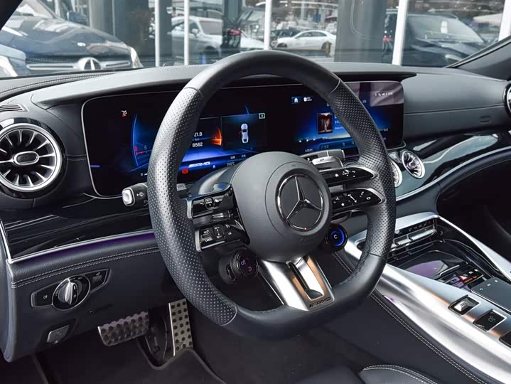Mercedes-Benz AMG GT, 2025 — фото 7 из 9