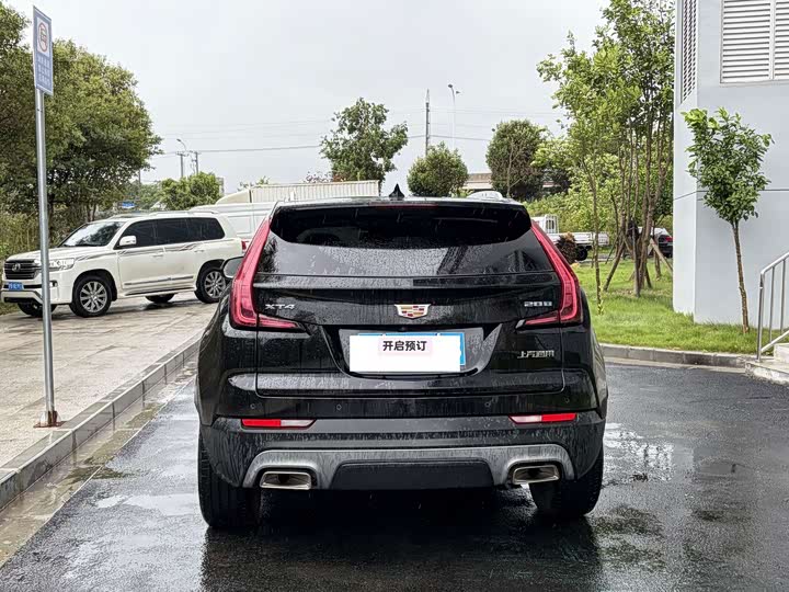 Cadillac XT4, 2022 — фото 7 из 9