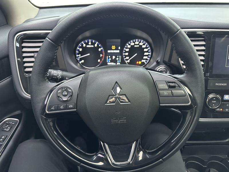 Mitsubishi Outlander, 2022 — фото 11 из 12