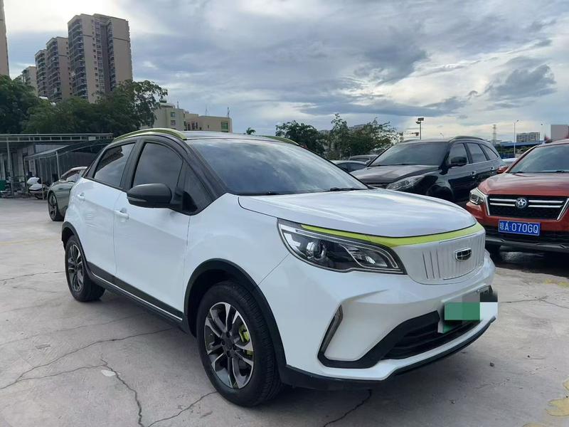 Geely Geometry EX3, 2022 — фото 3 из 10