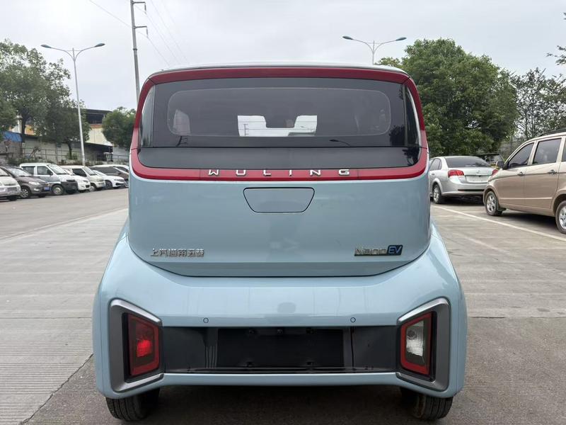 Wuling Nano EV, 2021 — фото 5 из 9