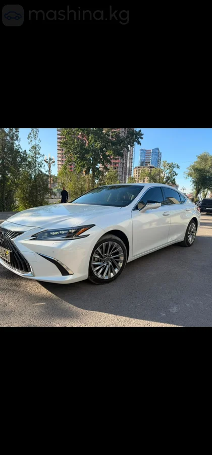 Lexus ES, 2023