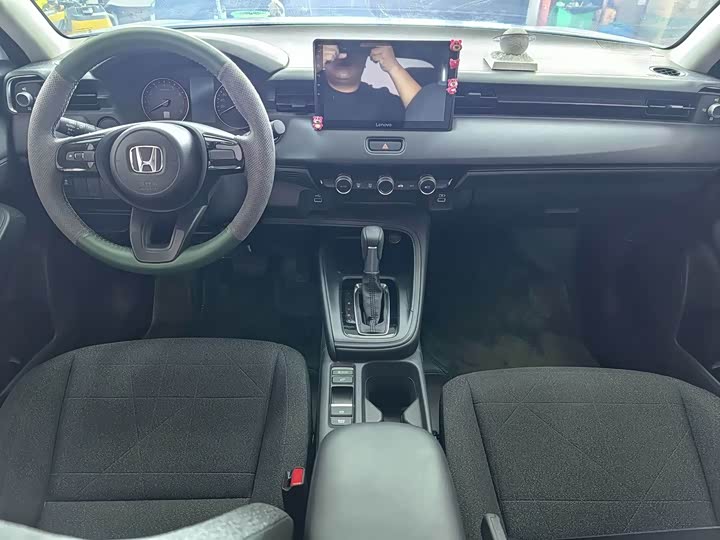 Honda Vezel, 2023 — фото 9 из 9