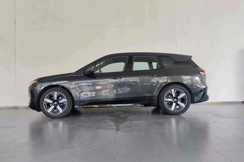 BMW iX, 2025 — фото 3 из 12