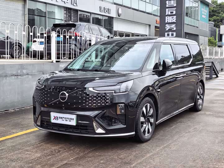 Volvo EM90, 2023 — купить в Самаре под ключ