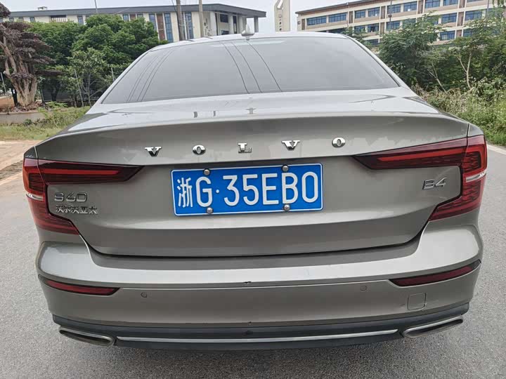 Volvo S60, 2021 — фото 5 из 9