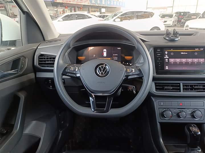 Volkswagen T-Cross, 2023 — фото 7 из 9