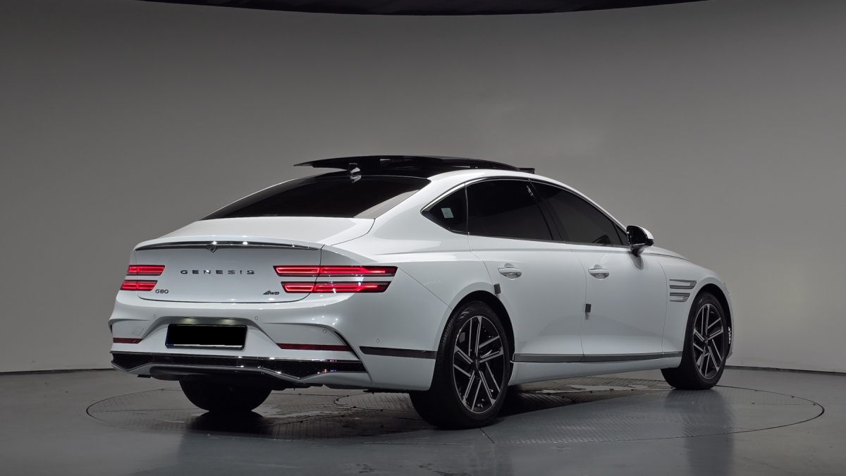 Genesis G80, 2024 — фото 2 из 12