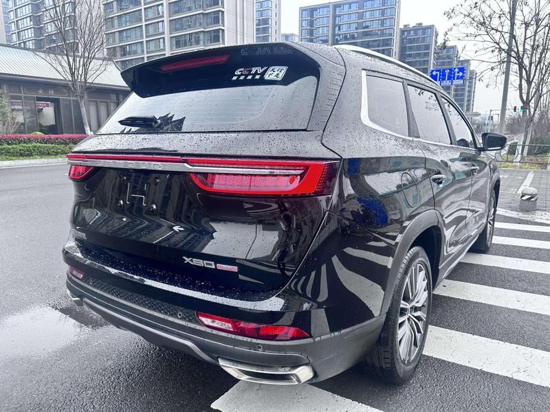 Jetour X90 Plus, 2023 — фото 7 из 12