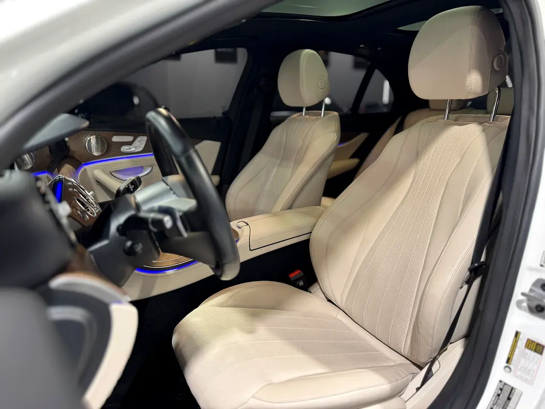 Mercedes-Benz E-Class, 2023 — фото 8 из 10