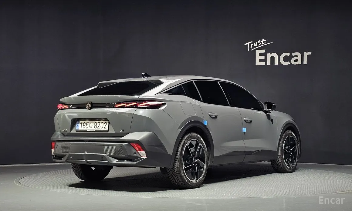 Peugeot 408, 2023 — фото 2 из 12
