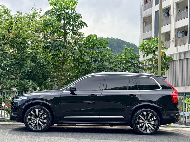 Volvo XC90, 2022 — фото 6 из 9