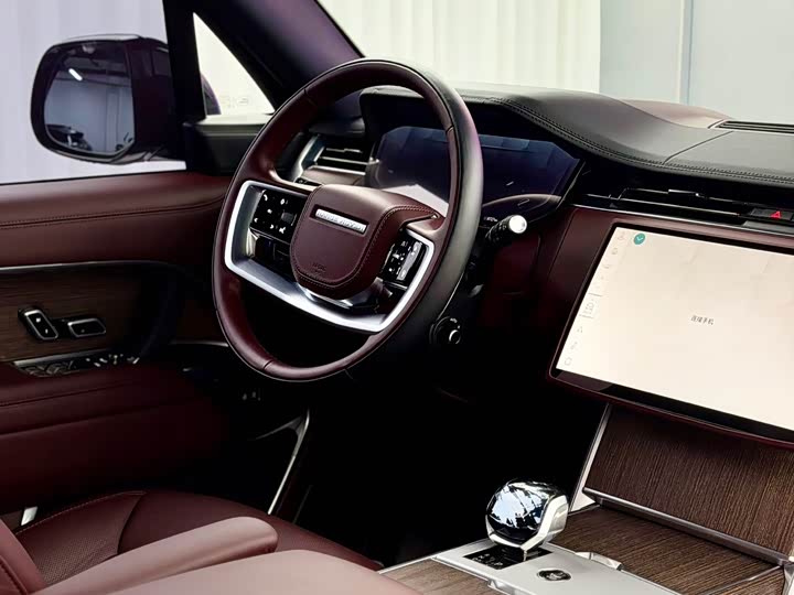 Land Rover Range Rover, 2025 — фото 5 из 9