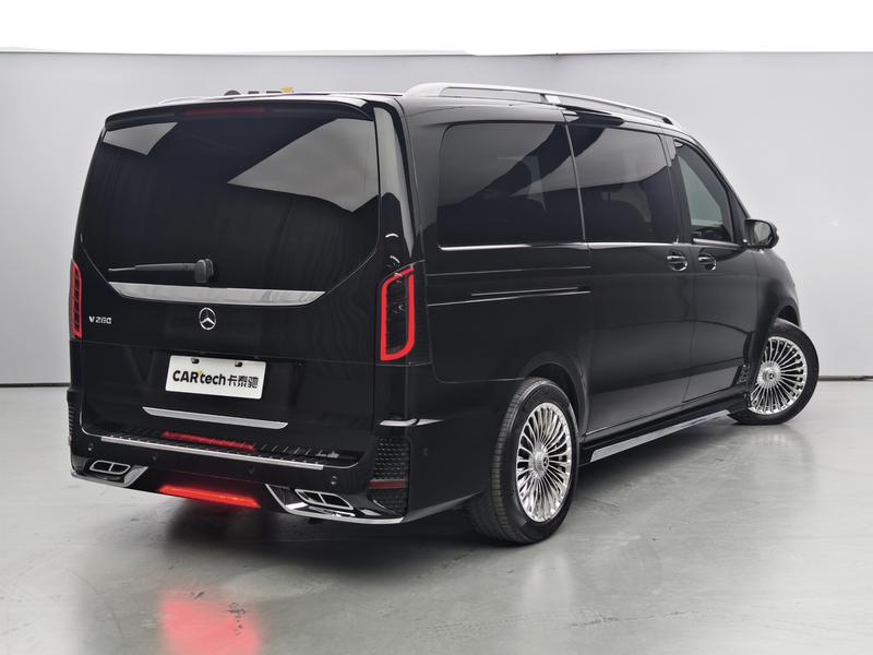 Mercedes-Benz V-Class, 2022 — фото 5 из 12