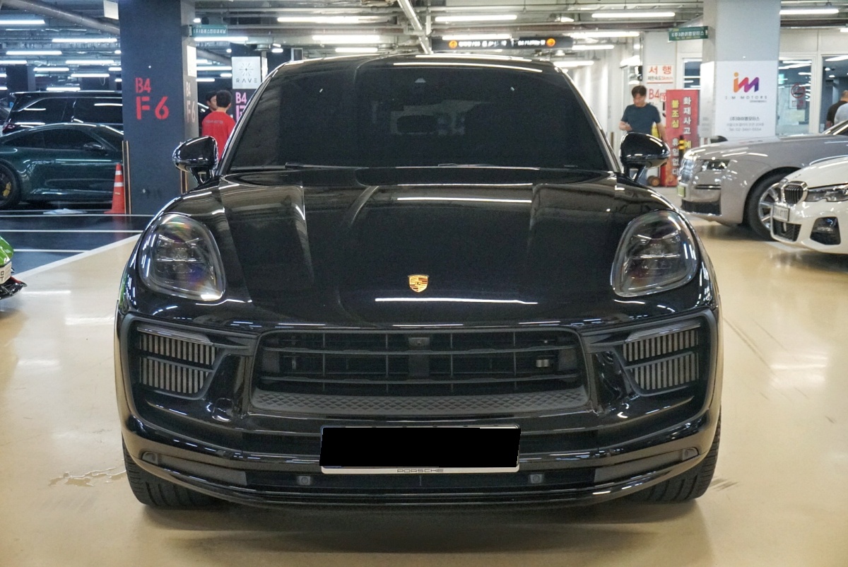Porsche Macan, 2022 — фото 4 из 12
