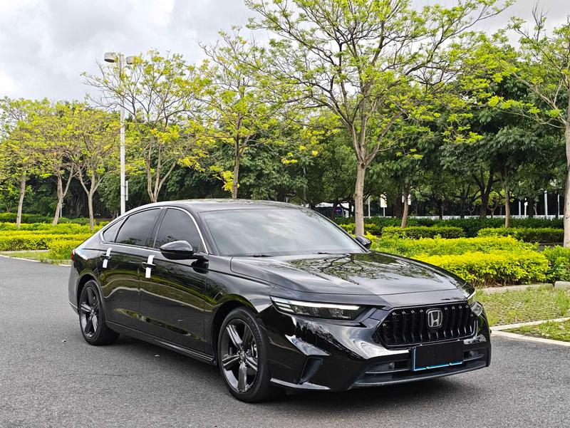 Honda Inspire, 2023 — фото 3 из 10