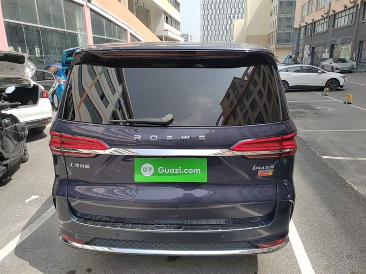 Roewe iMax 8, 2022 — фото 4 из 9