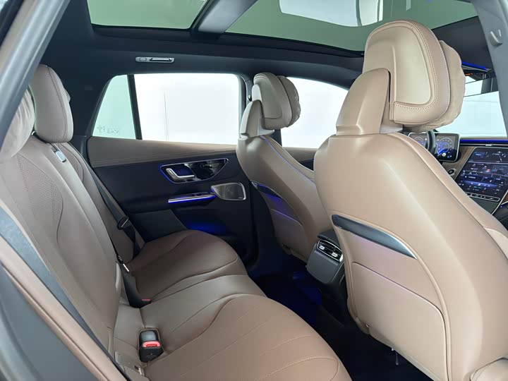 Mercedes-Benz EQE SUV, 2024 — фото 8 из 9