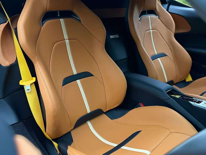 Ferrari SF90, 2022 — фото 7 из 9