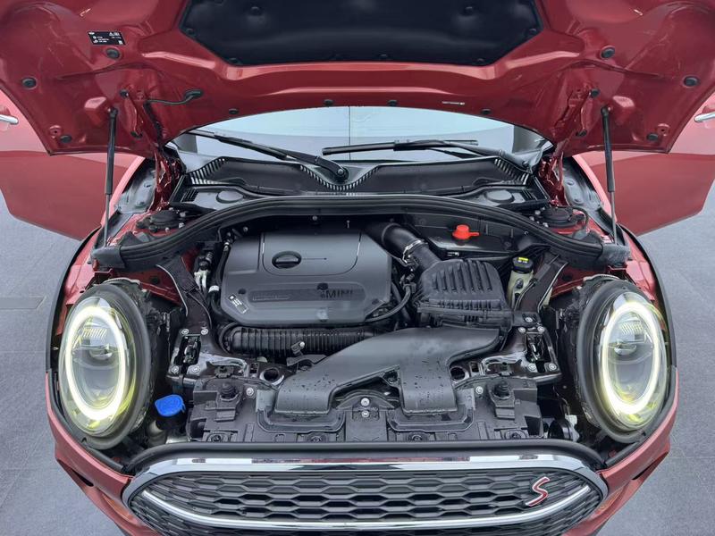 Mini Clubman, 2021 — фото 8 из 12
