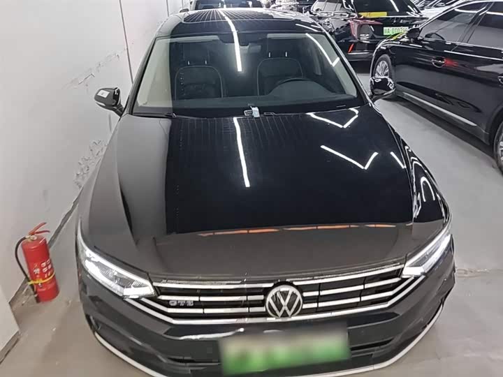 Volkswagen Magotan GTE Hybrid, 2022 — фото 3 из 9