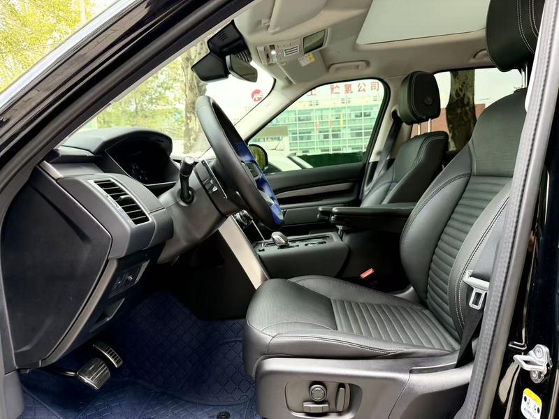 Land Rover Discovery, 2023 — фото 8 из 10