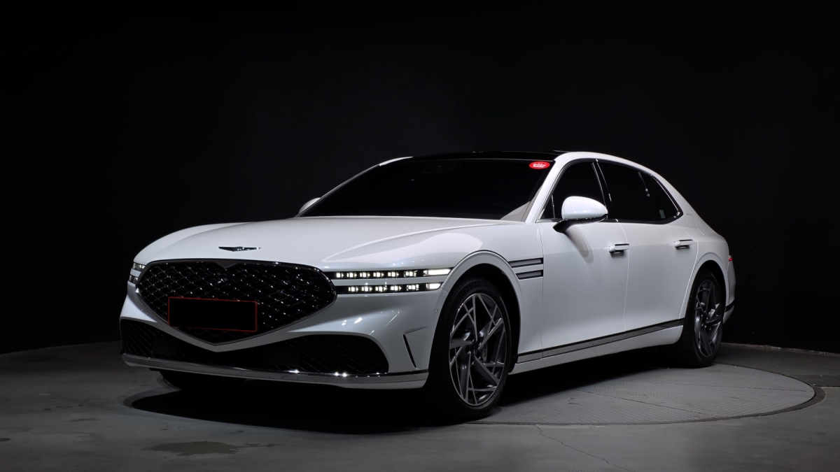Genesis G90, 2023 — купить в Тольятти под ключ