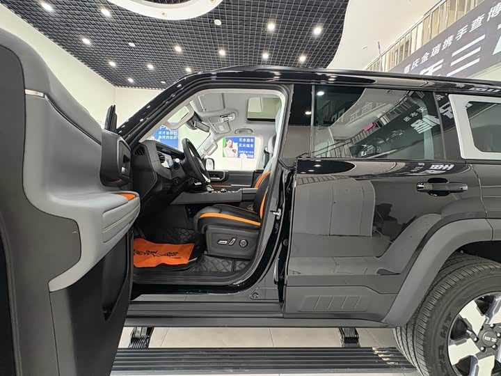 BAIC Beijing BJ40 Hybrid, 2025 — фото 7 из 9