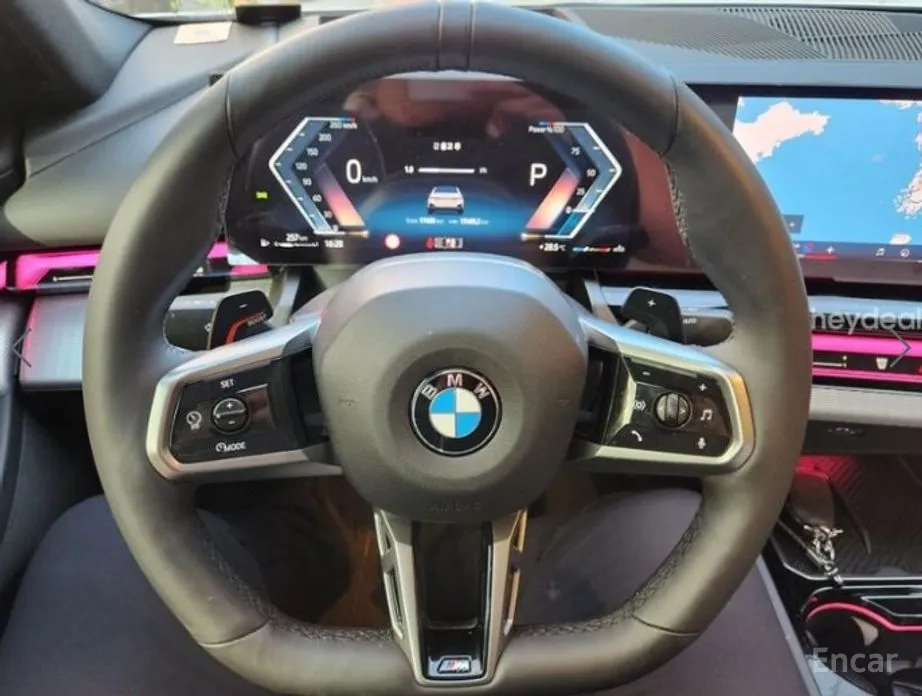 BMW 5 Series, 2025 — фото 11 из 12