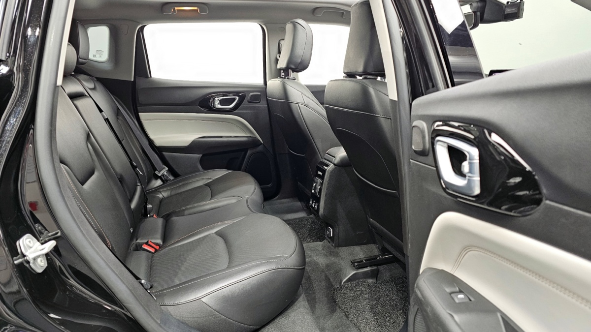Jeep Compass, 2022 — фото 10 из 12