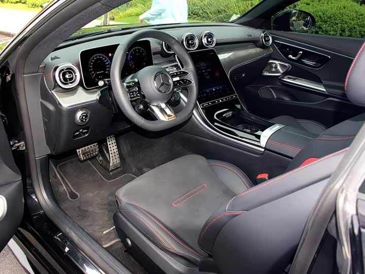 Mercedes-Benz CLE-Class AMG, 2026 — фото 9 из 9