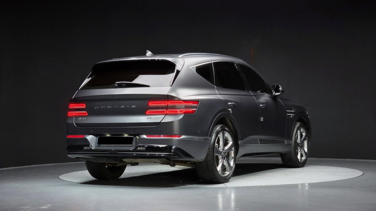 Genesis GV80, 2022 — фото 2 из 12