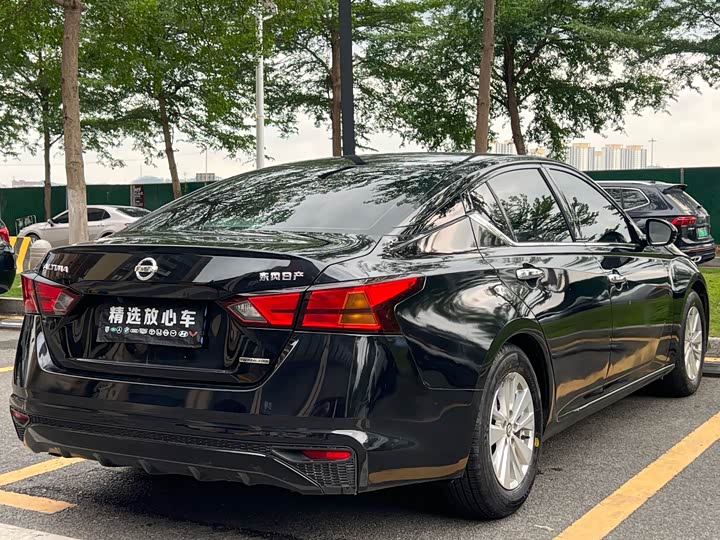 Nissan Teana, 2022 — фото 6 из 9