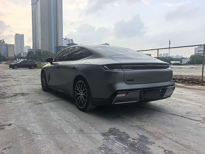 Geely Galaxy E8, 2024 — фото 3 из 9
