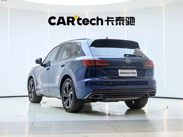 Volkswagen Touareg, 2023 — фото 8 из 9