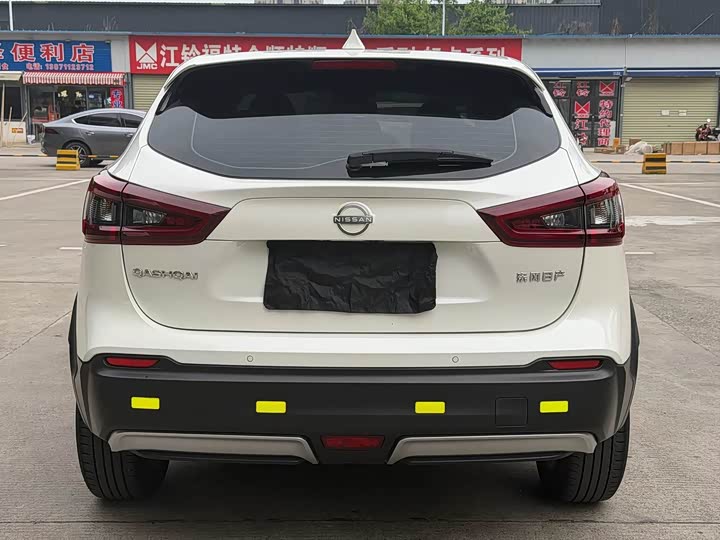 Nissan Qashqai, 2023 — фото 8 из 9