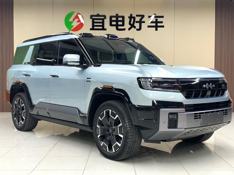 BYD FangChengBao Leopard 8, 2024 — фото 3 из 12