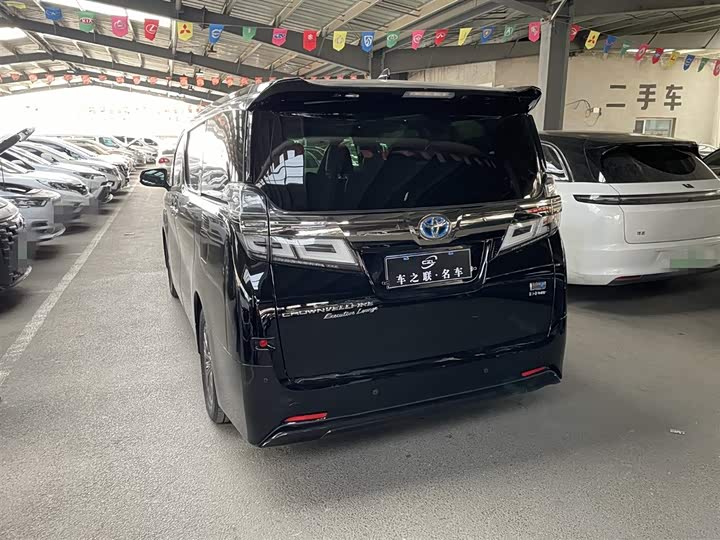 Toyota Vellfire, 2021 — фото 4 из 9