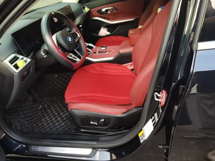 BMW i3, 2024 — фото 9 из 9