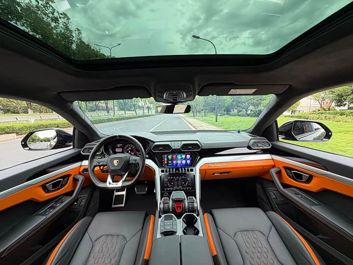 Lamborghini Urus, 2023 — фото 8 из 9
