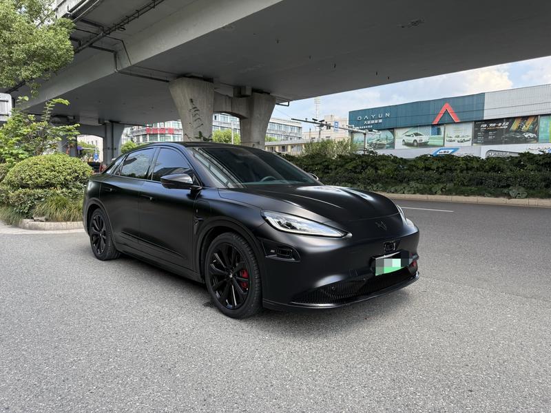 BAIC Arcfox Alpha S, 2025 — фото 3 из 12