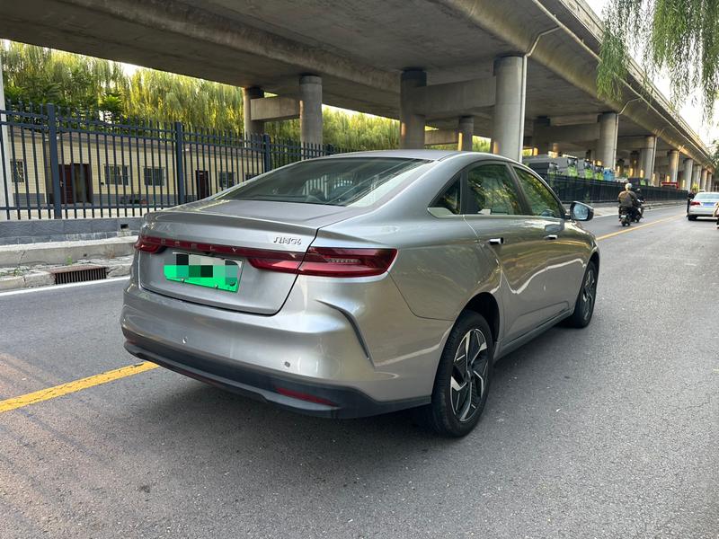 Geely Geometry G6, 2023 — фото 6 из 12