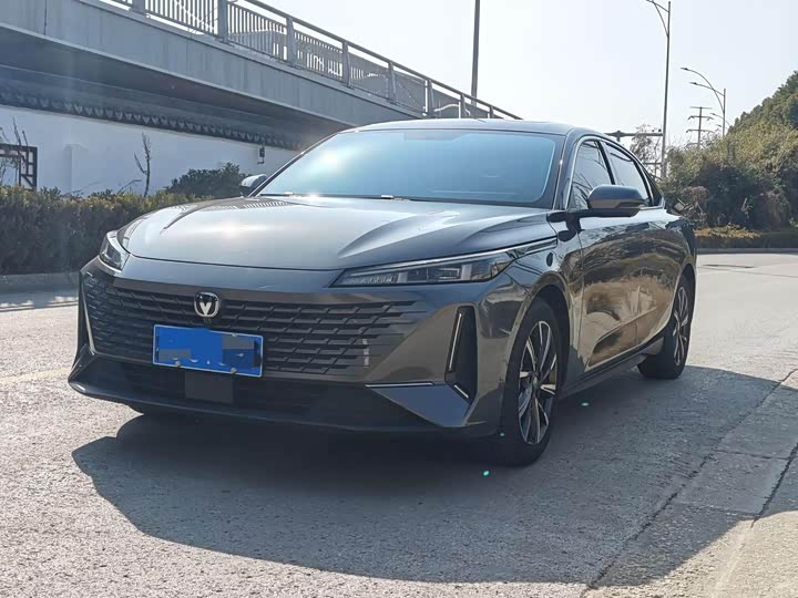 Changan Yida, 2023 — купить в Санкт-Петербурге под ключ