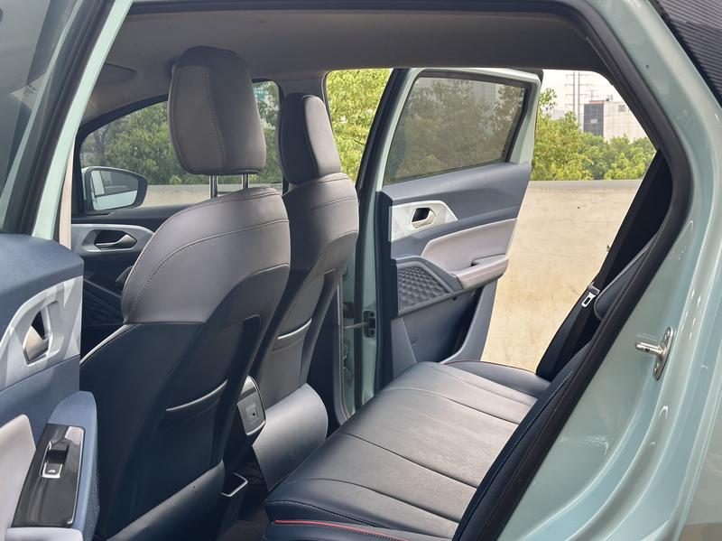 Geely Geometry E Firefly, 2023 — фото 9 из 10