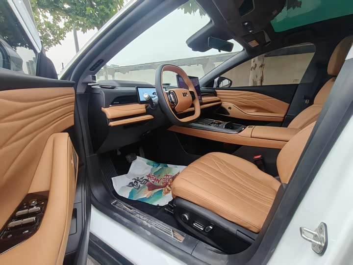 Geely Galaxy Starshine 8 EM-i, 2025 — фото 4 из 9