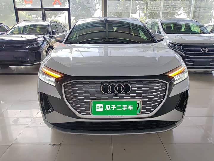 Audi Q4 e-tron, 2025 — фото 3 из 9