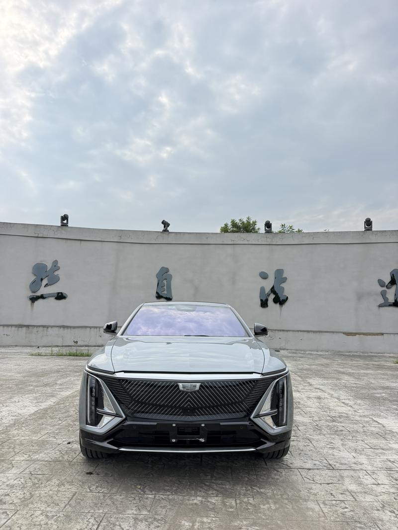 Cadillac Lyriq, 2025 — фото 2 из 11